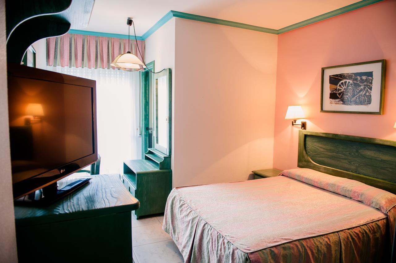 Hotel Torre Cristina ノハ エクステリア 写真